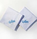 Witte herenzakdoek met naam – 100% katoen, geborduurd en stijlvol